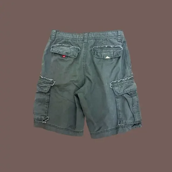 Vintage Transcript Men’s Olive Green Distressed Cargo Shorts Size 32W - Picture 2 of 4